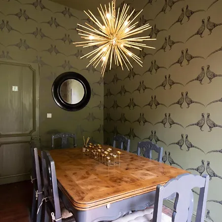 Historic Manoir In Normandy Elegance In A Semi-rural Setting Ideal For Groups And Families Dom wakacyjny