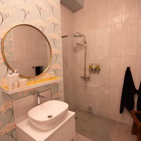 Historic Manoir In Normandy Elegance In A Semi-rural Setting Ideal For Groups And Families Viré