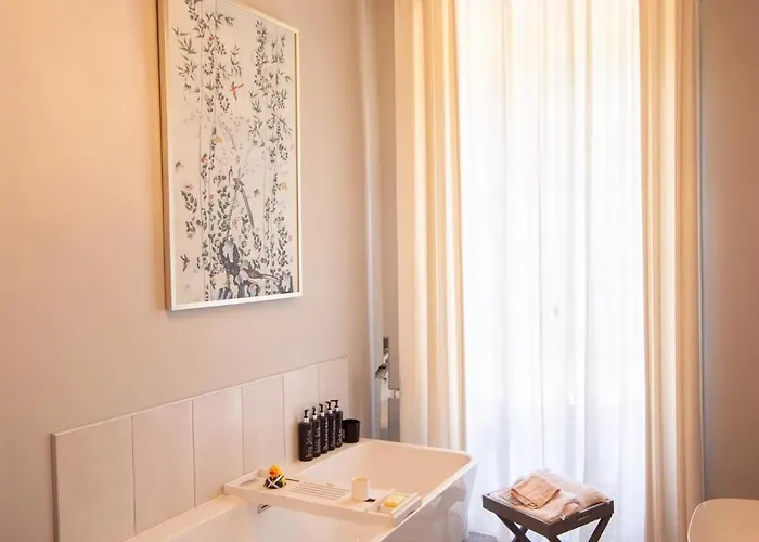 Historic Manoir In Normandy Elegance In A Semi-rural Setting Ideal For Groups And Families Holiday home