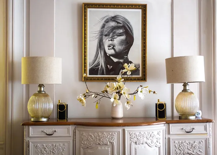 Holiday home Historic Manoir In Normandy Elegance In A Semi-rural Setting Ideal For Groups And Families