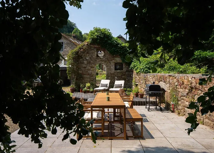 Historic Manoir In Normandy Elegance In A Semi-rural Setting Ideal For Groups And Families Holiday home *