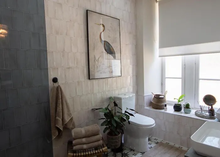 Historic Manoir In Normandy Elegance In A Semi-rural Setting Ideal For Groups And Families Vire-Normandie